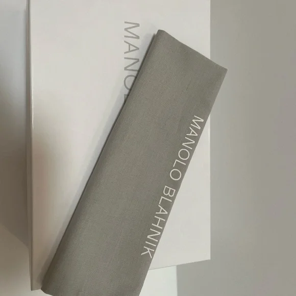 NIB MANOLO BLAHNIK GABLE SUEDE BUCKLE HEELED SLIDE SANDAL 39.5 - Picture 4 of 6